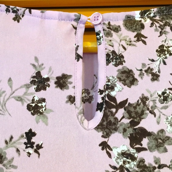 ELLE lavender short-sleeved blouse size S - Picture 4 of 6